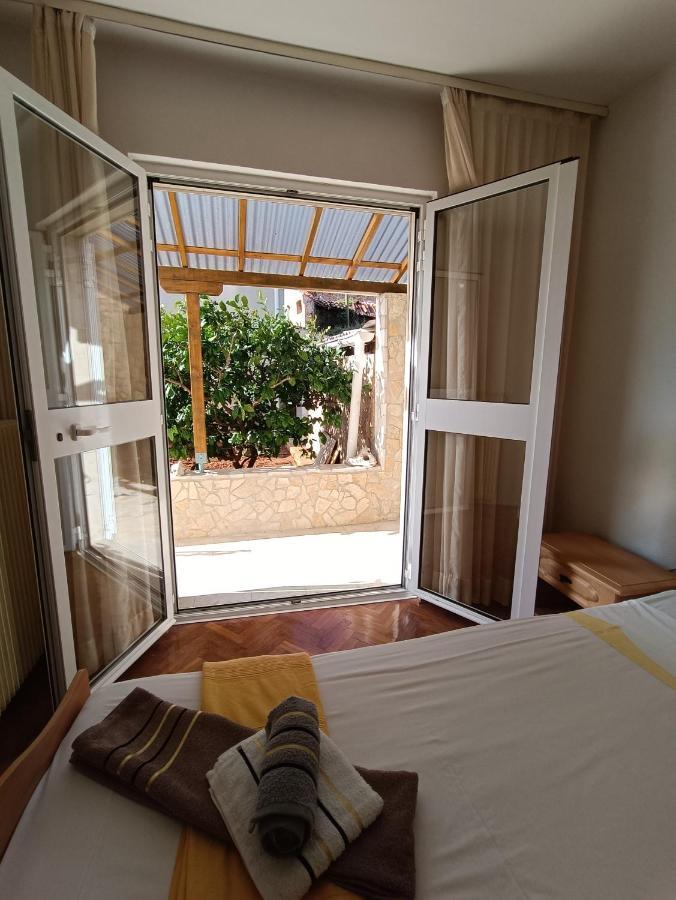 Rooms Rita 크레스 외부 사진